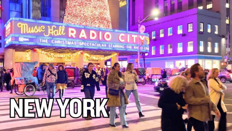 4K NEW YORK CITY Christmas Walk πππ½ Holidays in Manhattan!