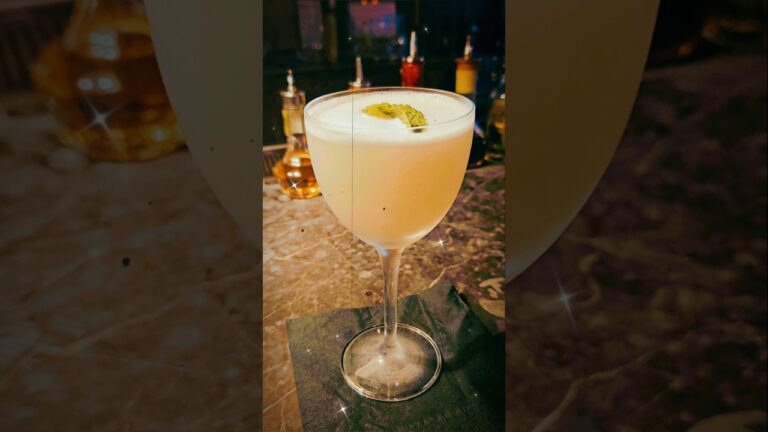 Old New York Glamour: Drinks at The Beekman Hotel's Bar Room